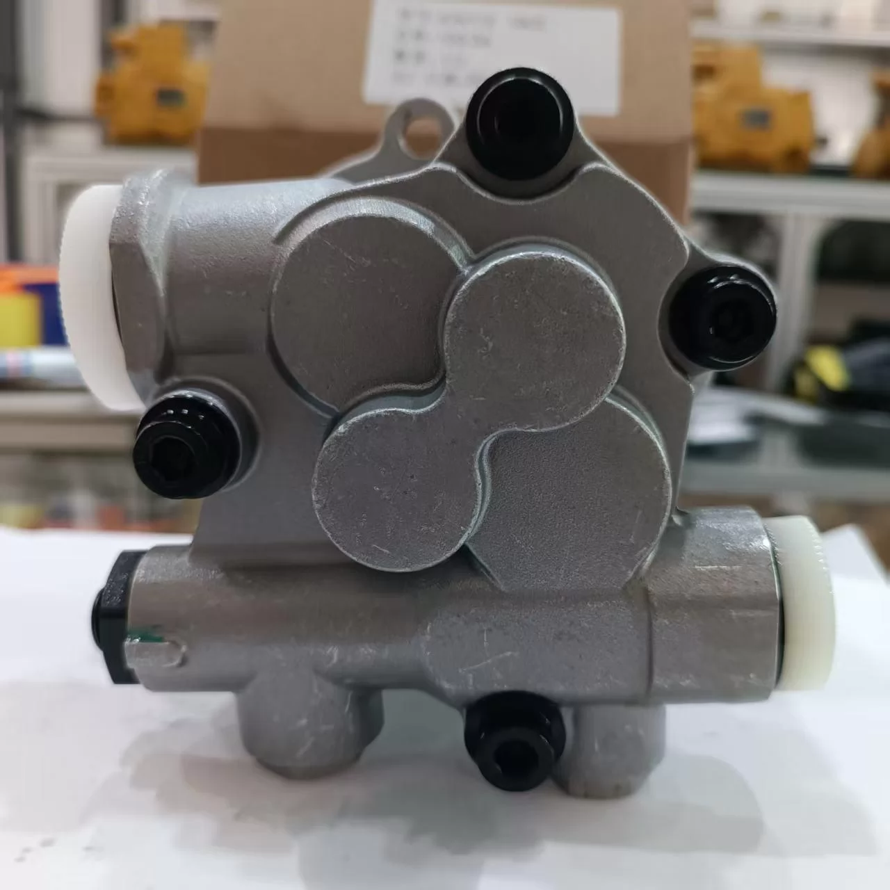 K3V112 Gear Pump - 3