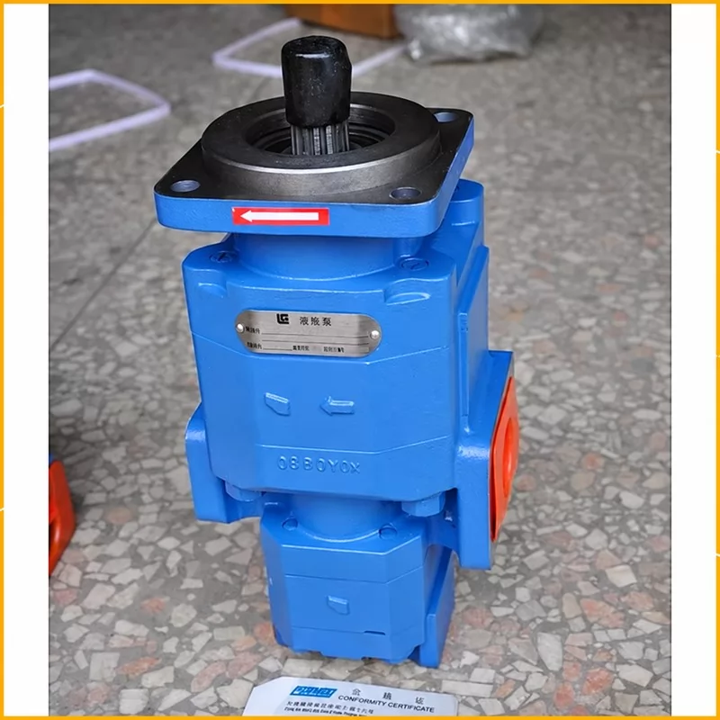 11C0317 LiuGong CLG888 CLG877 double gear pump side ports and rotation arrow reference