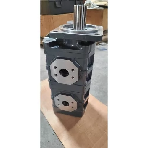 11C2349 LiuGong CLG862H tandem steering gear pump splined shaft and flange view