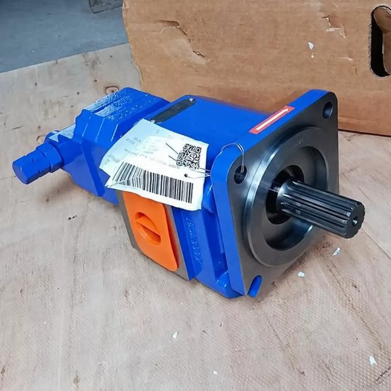 803083409 wheel loader gear pump splined drive shaft and mounting flange