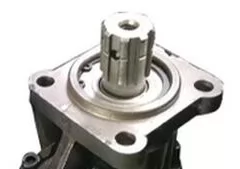 4120001019 CBW57F100R shaft and four-hole front flange - direct crop of original photograph