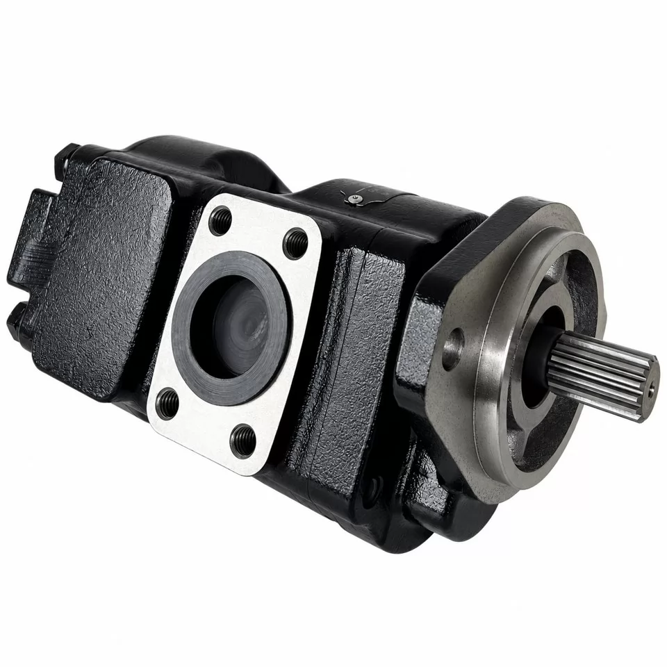 332/F9031 tandem hydraulic gear pump four-bolt main port view